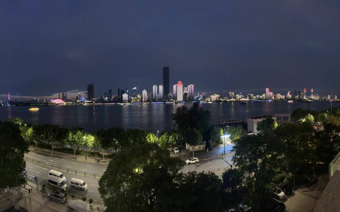 The amazing Wuhan friday night